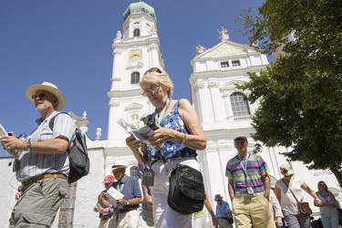 Emerald Waterways - All Star Ships - Excursions 6.jpg